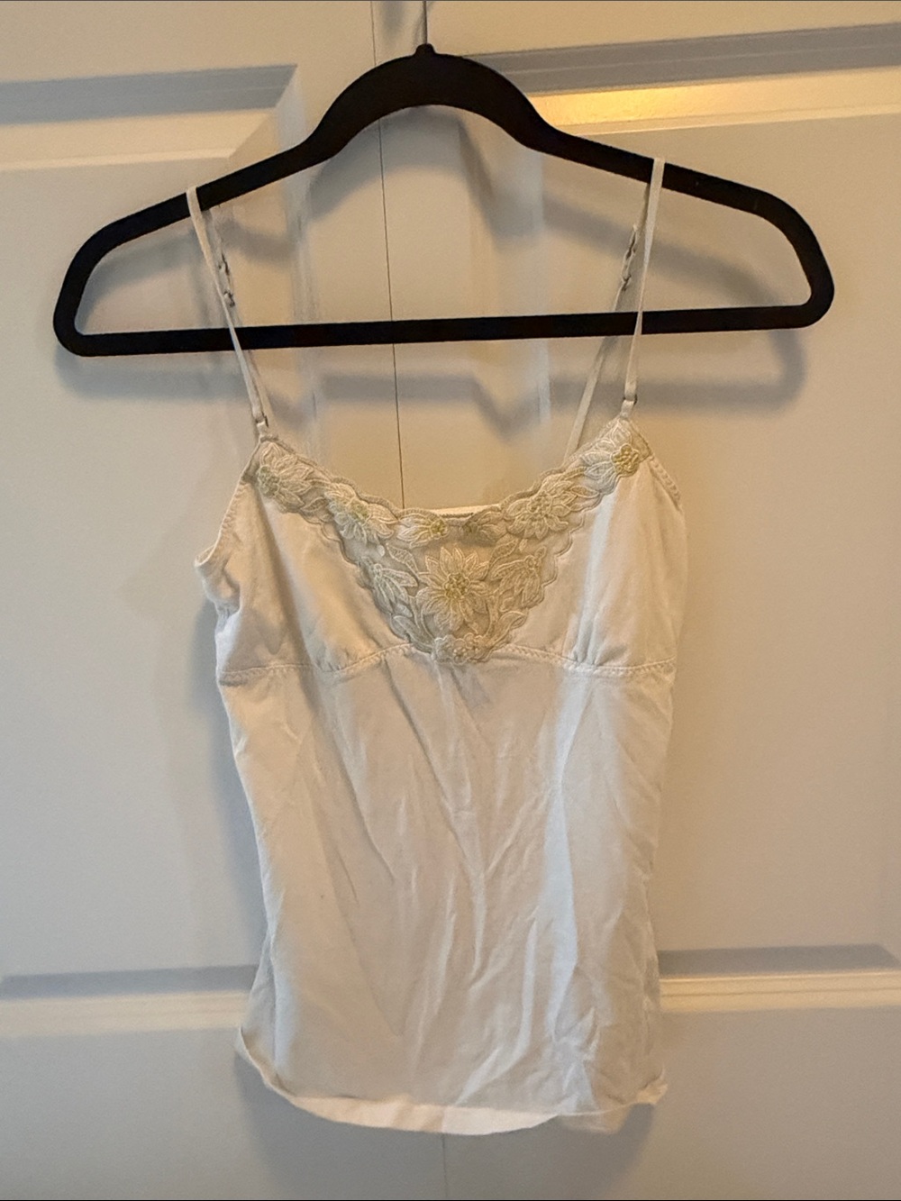 Women's American Eagle White Lace-Trim Camisole Tank Embroider Size S